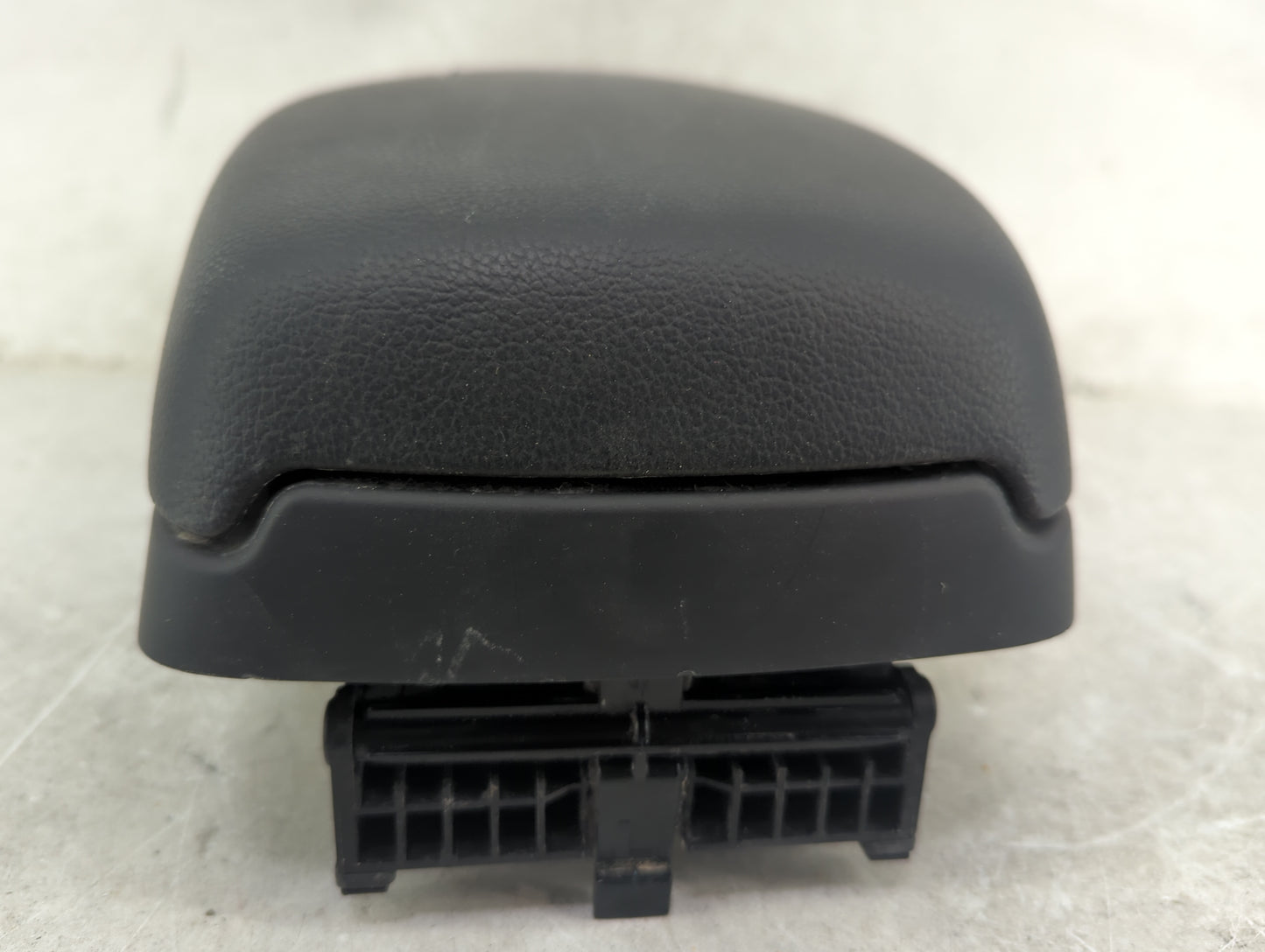 2013 Hyundai Elantra Center Floor Console - Oemusedautoparts1.com