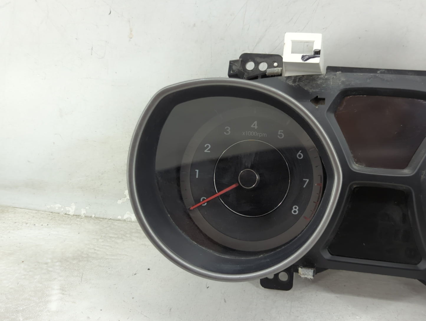 2013 Hyundai Elantra Instrument Cluster Speedometer Gauges P/N:94001-3Y520 Miles: Fits OEM Used Auto Parts - Oemusedautopart