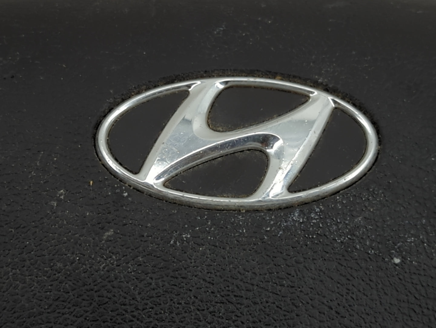 2013 Hyundai Elantra Air Bag Driver Left Steering Wheel Mounted Black - Oemusedautoparts1.com