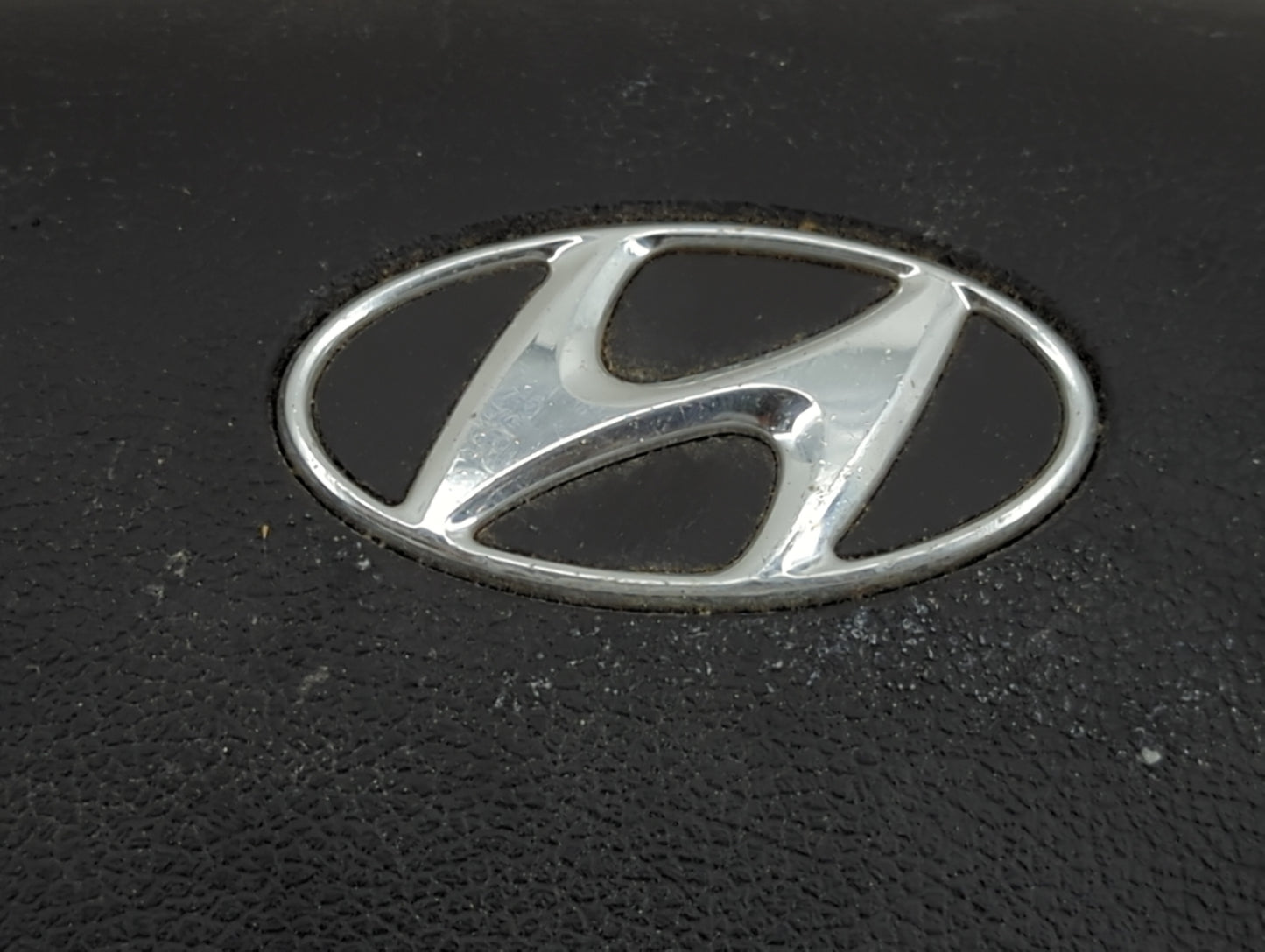 2013 Hyundai Elantra Air Bag Driver Left Steering Wheel Mounted Black - Oemusedautoparts1.com