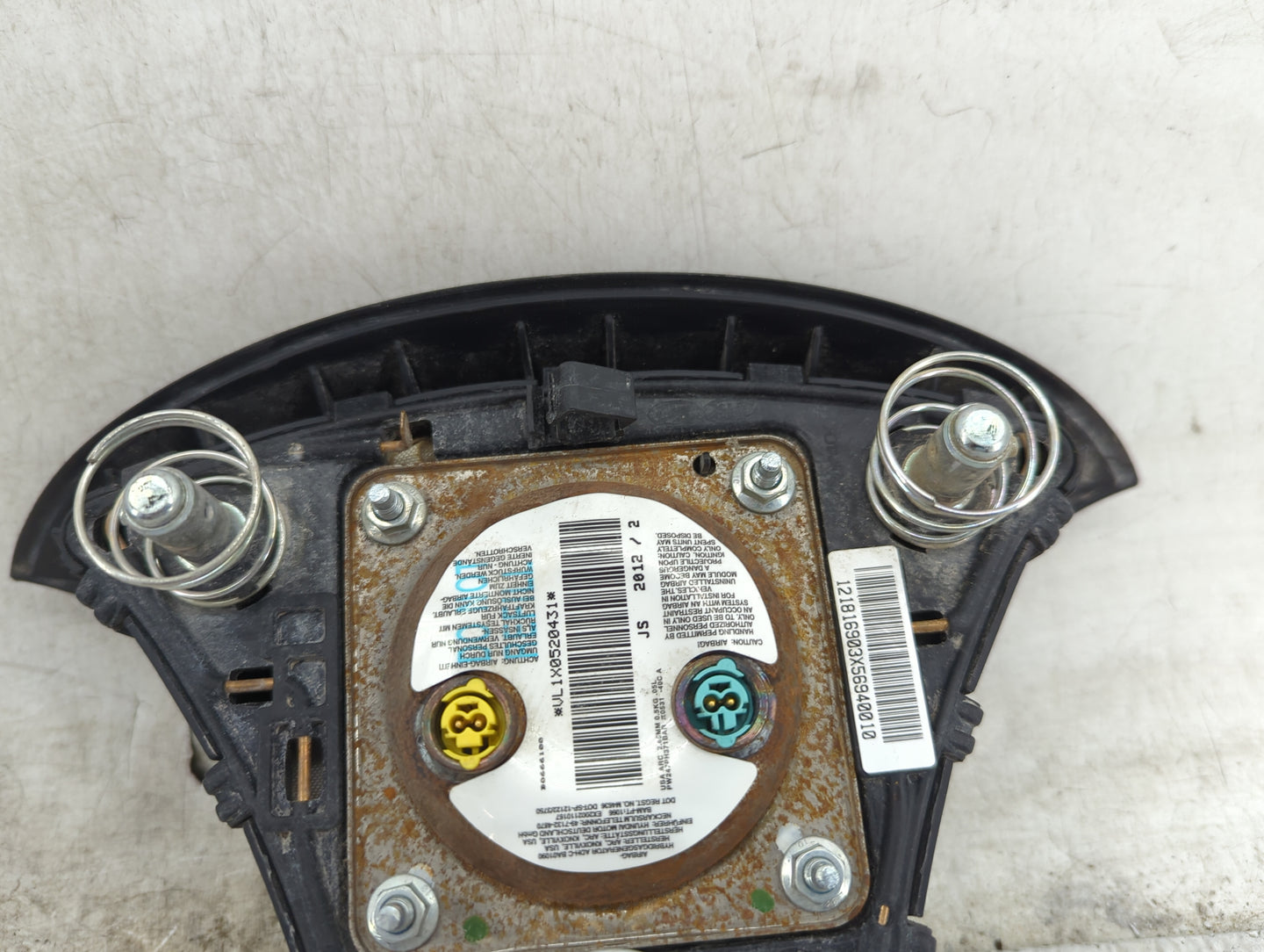 2013 Hyundai Elantra Air Bag Driver Left Steering Wheel Mounted Black - Oemusedautoparts1.com