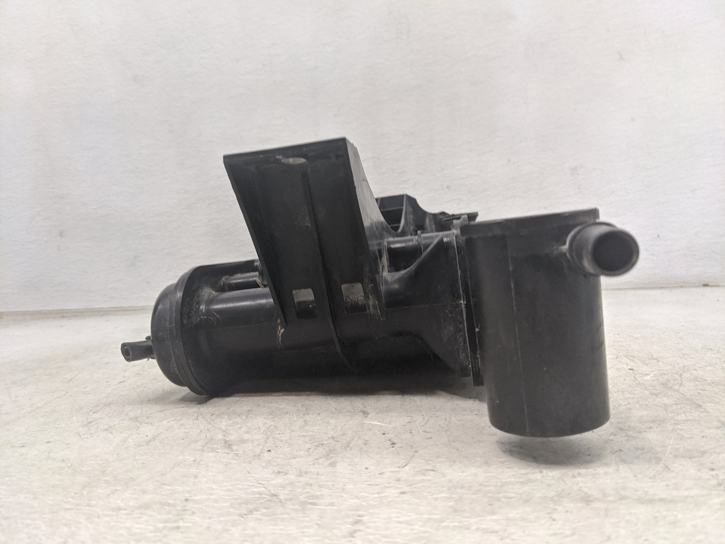 2013 Hyundai Elantra Fuel Vapor Charcoal Canister 1462442 - Oemusedautoparts1.com