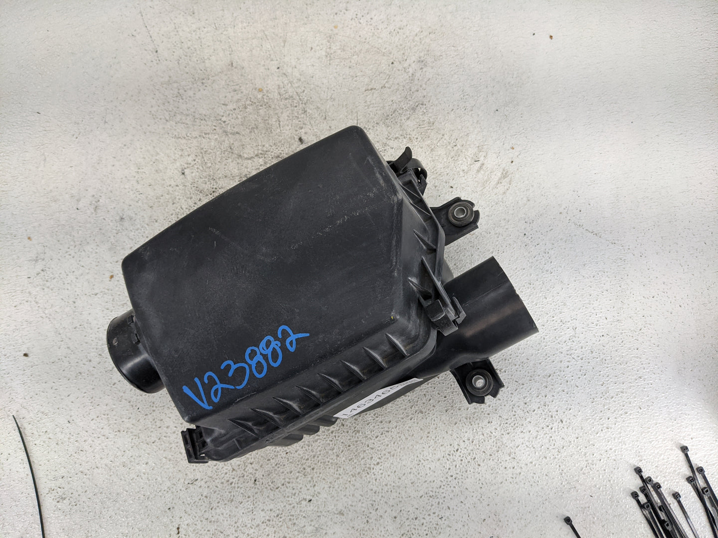 2011-2016 Hyundai Elantra Air Cleaner Intake-duct Hose Tube 1463465 - Oemusedautoparts1.com
