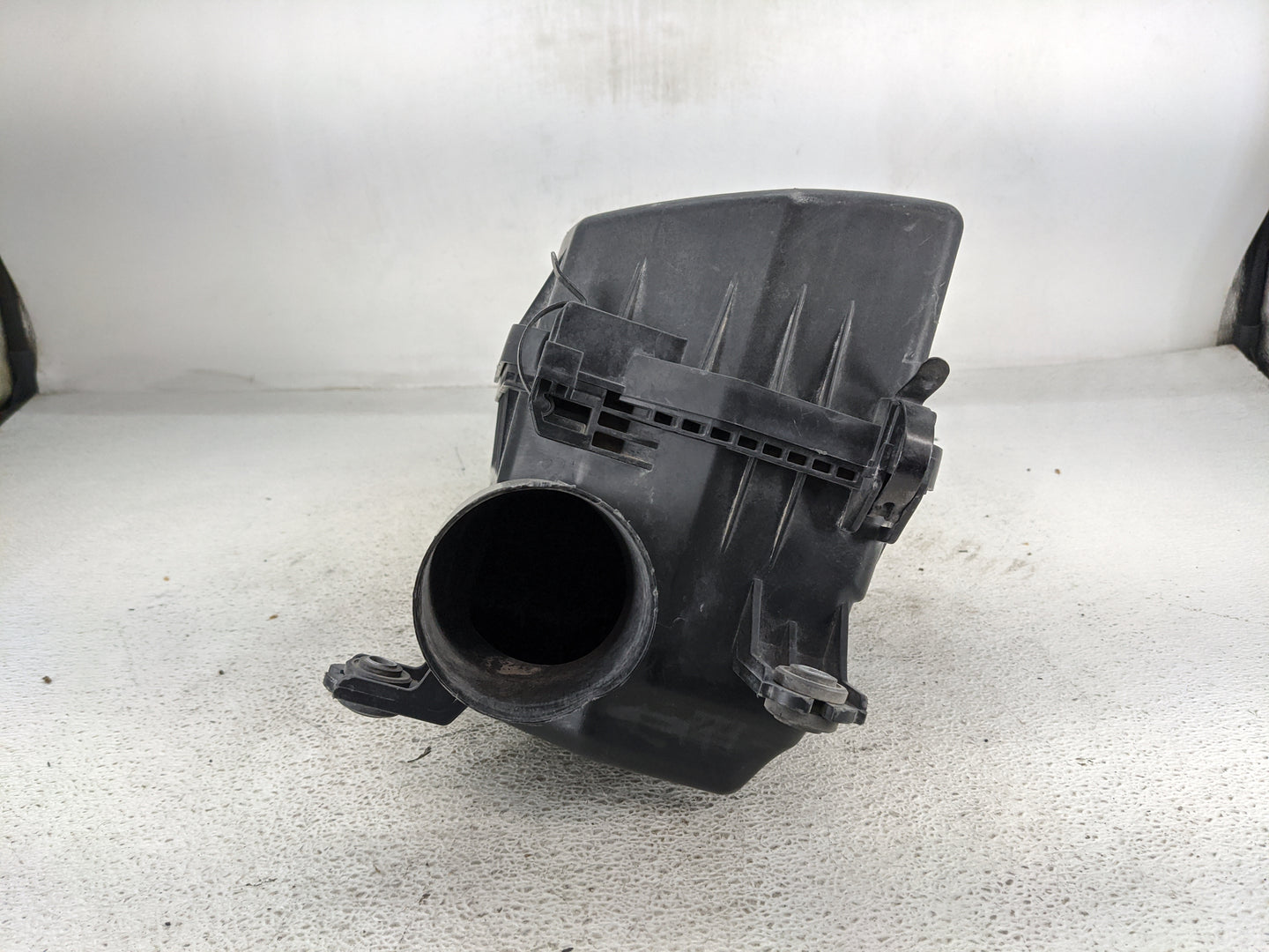 2011-2016 Hyundai Elantra Air Cleaner Intake-duct Hose Tube 1463465 - Oemusedautoparts1.com