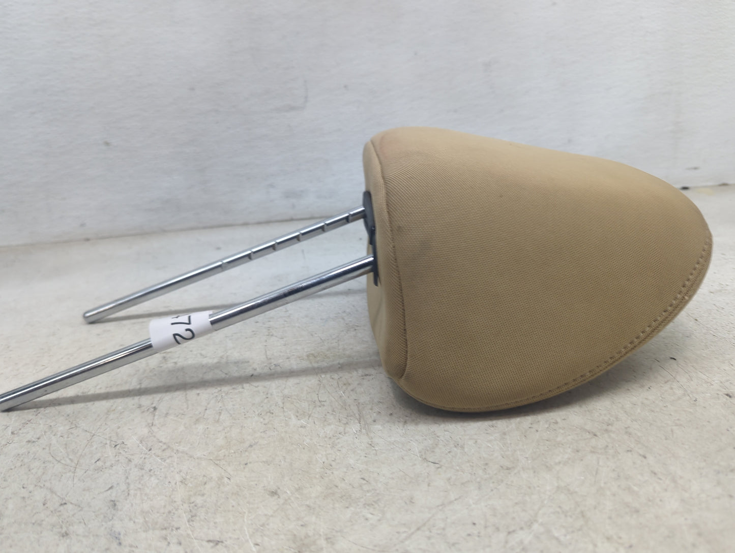 2013 Hyundai Elantra Headrest Head Rest Front Driver Seat Tan - Oemusedautoparts1.com