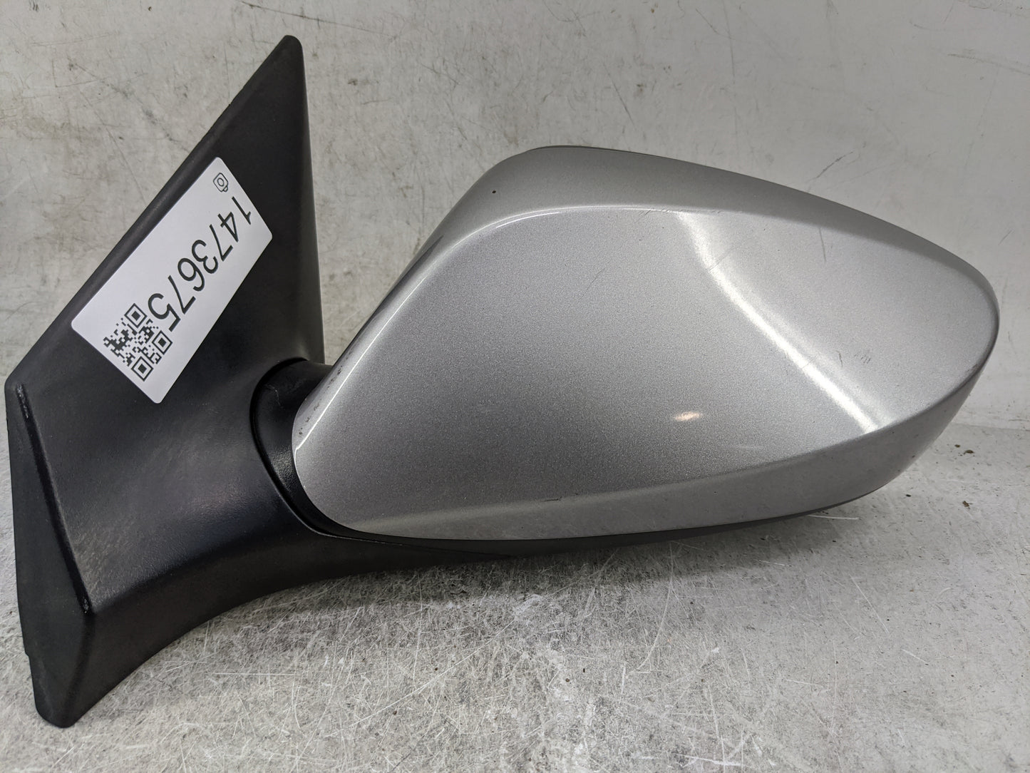 2011-2015 Hyundai Elantra Driver Side View Mirror - Left Door Mirror OEM Used - Oemusedautoparts1.com