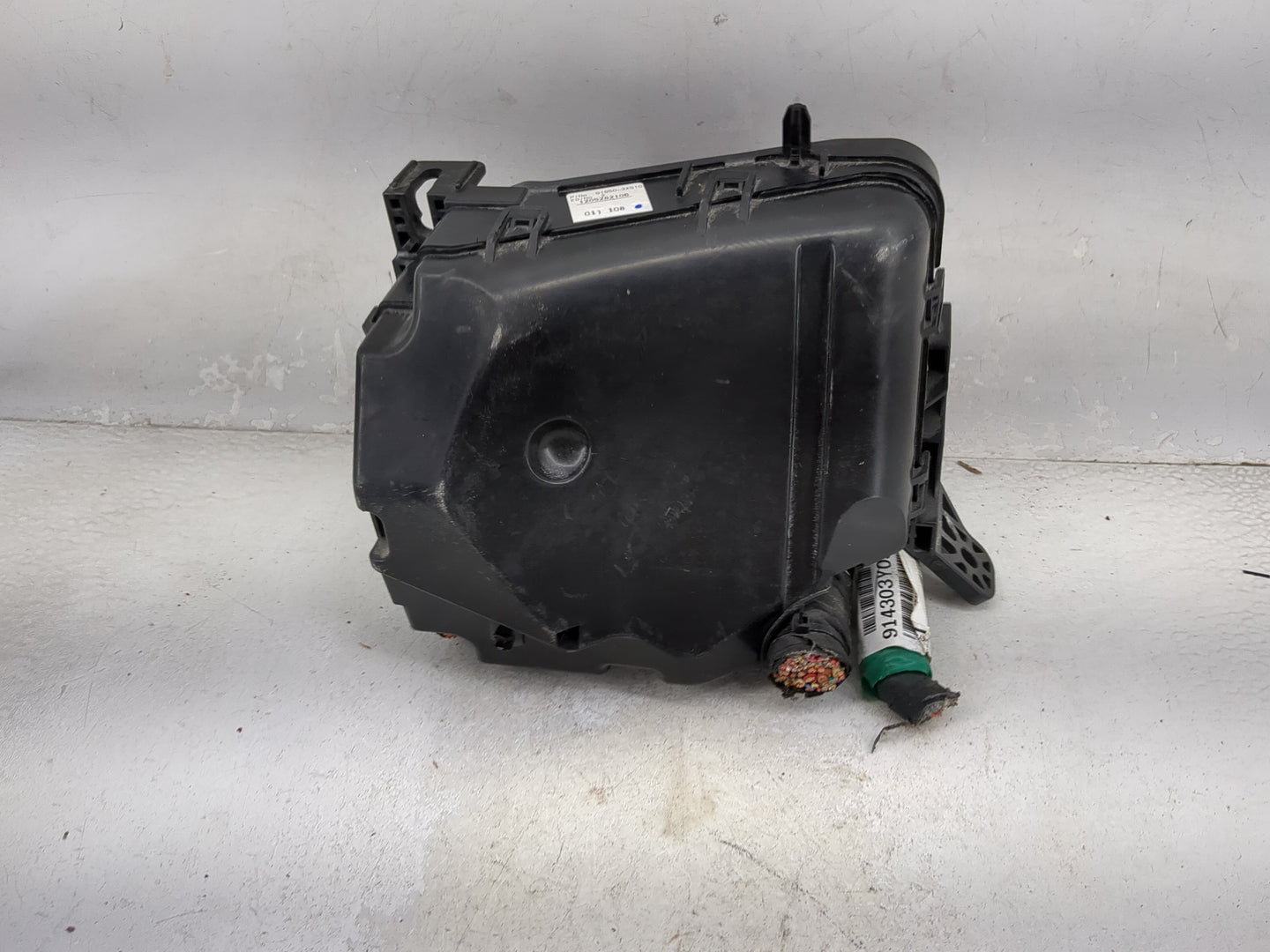 2011-2013 Hyundai Elantra Fusebox Fuse Box Panel Relay Module P/N:91951-3X100 91950-3X510, MG666013 Fits Fits 2011 2012 2013