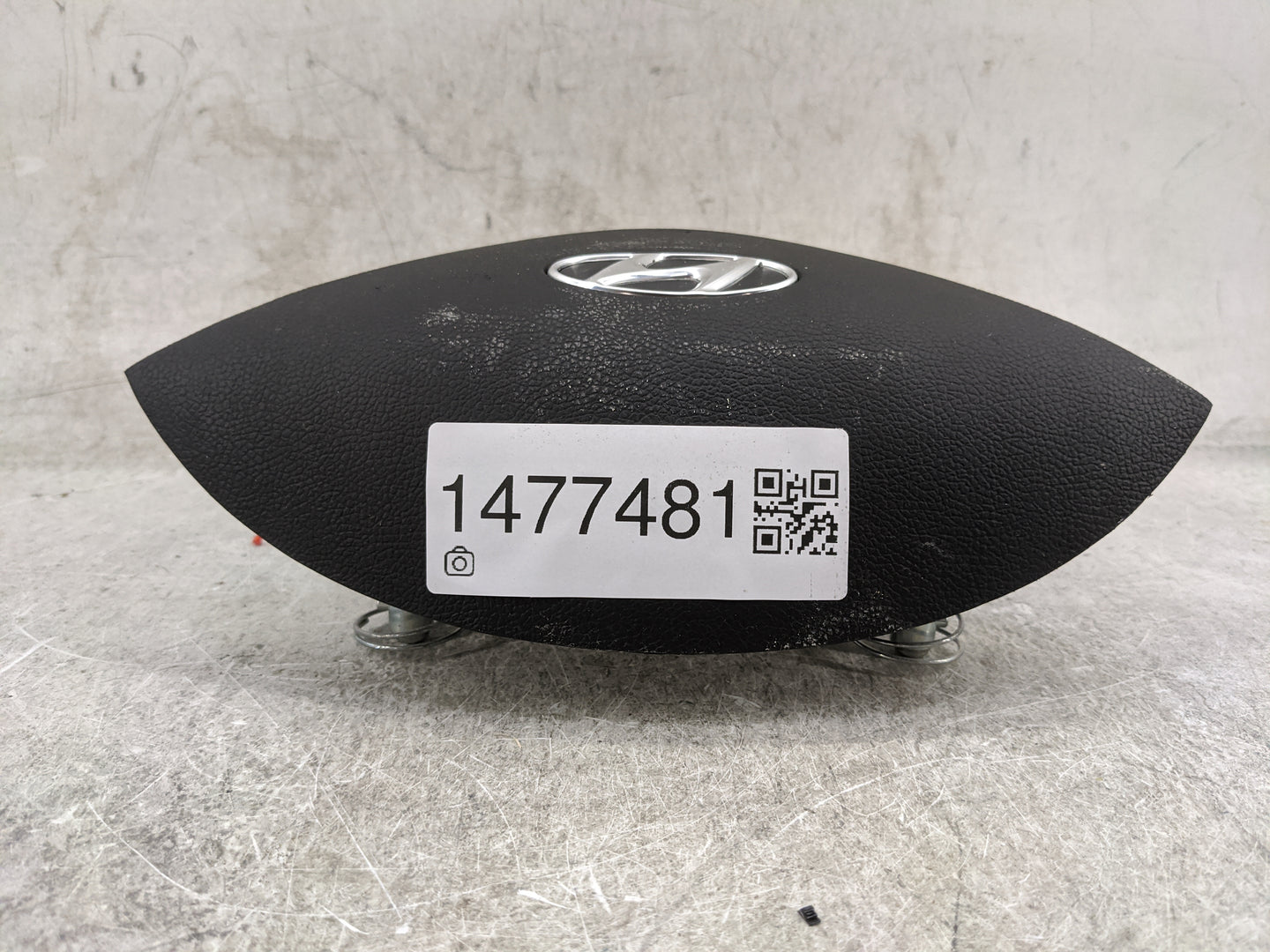2011-2016 Hyundai Elantra Air Bag Driver Left Steering Wheel Mounted 1477481 - Oemusedautoparts1.com