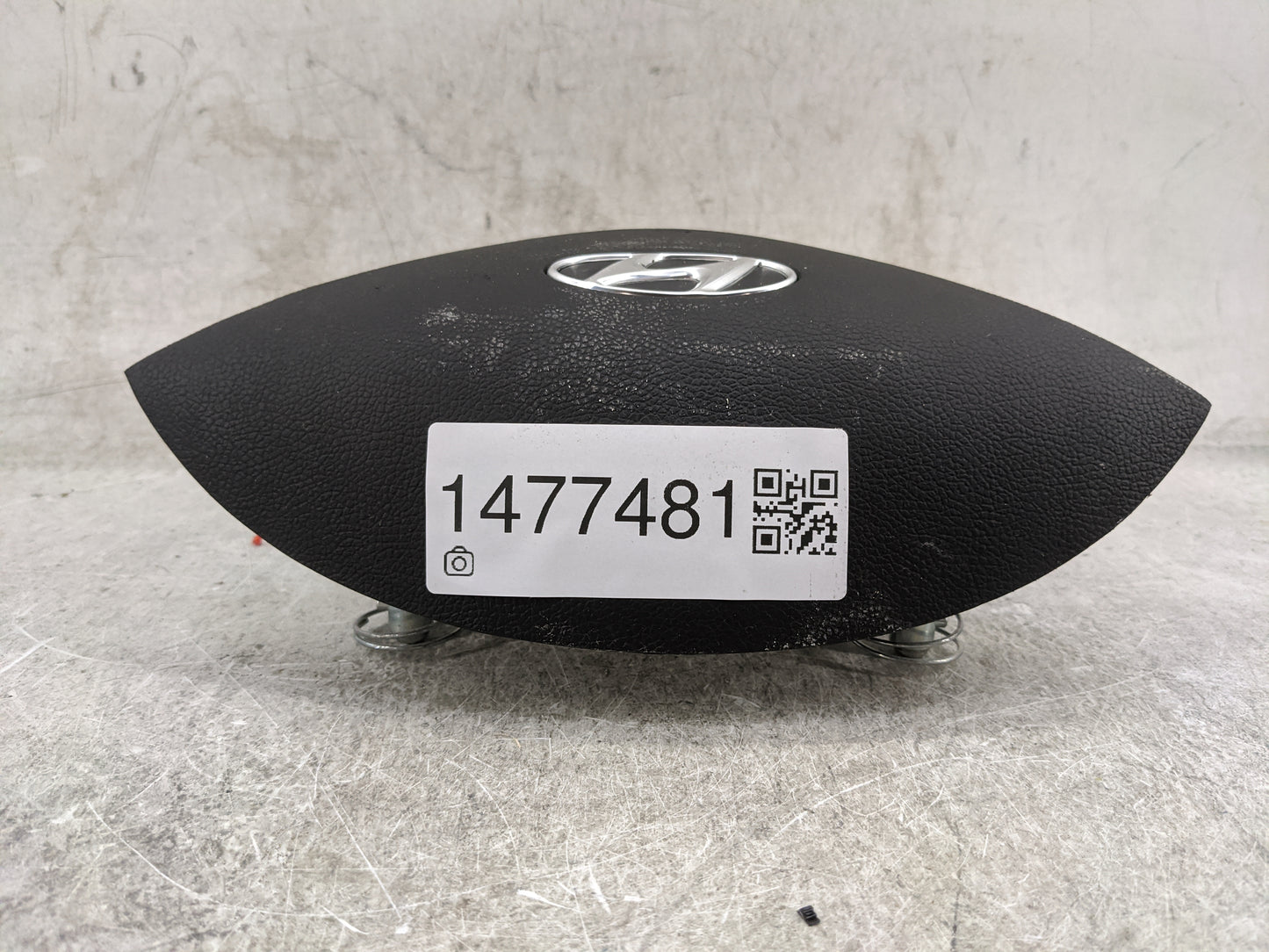 2011-2016 Hyundai Elantra Air Bag Driver Left Steering Wheel Mounted 1477481 - Oemusedautoparts1.com