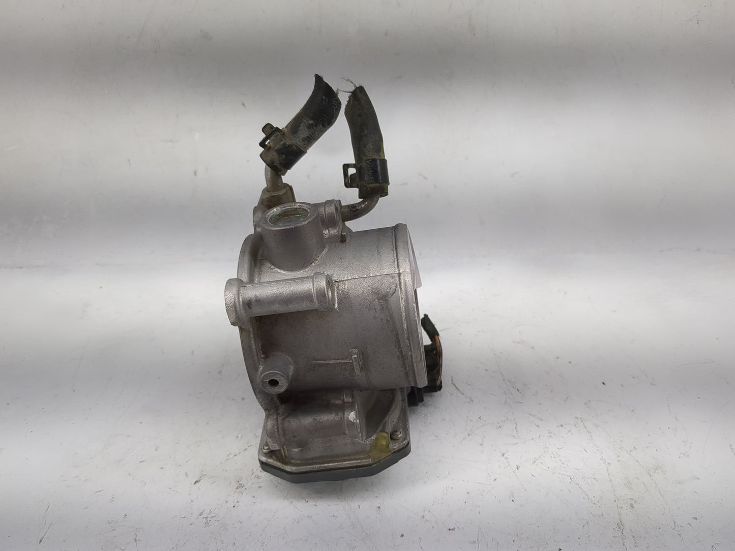 2011-2020 Hyundai Elantra Throttle Body P/N:35100-2E000 Fits Fits 2011 2012 2013 2014 2015 2016 2017 2018 2019 2020 2021 OEM