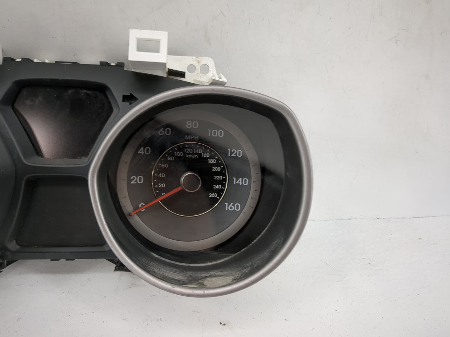 2013 Hyundai Elantra Instrument Cluster Speedometer Gauges P/N:94001-3X610 11002-222600H Miles: Fits OEM Used Auto Parts - O