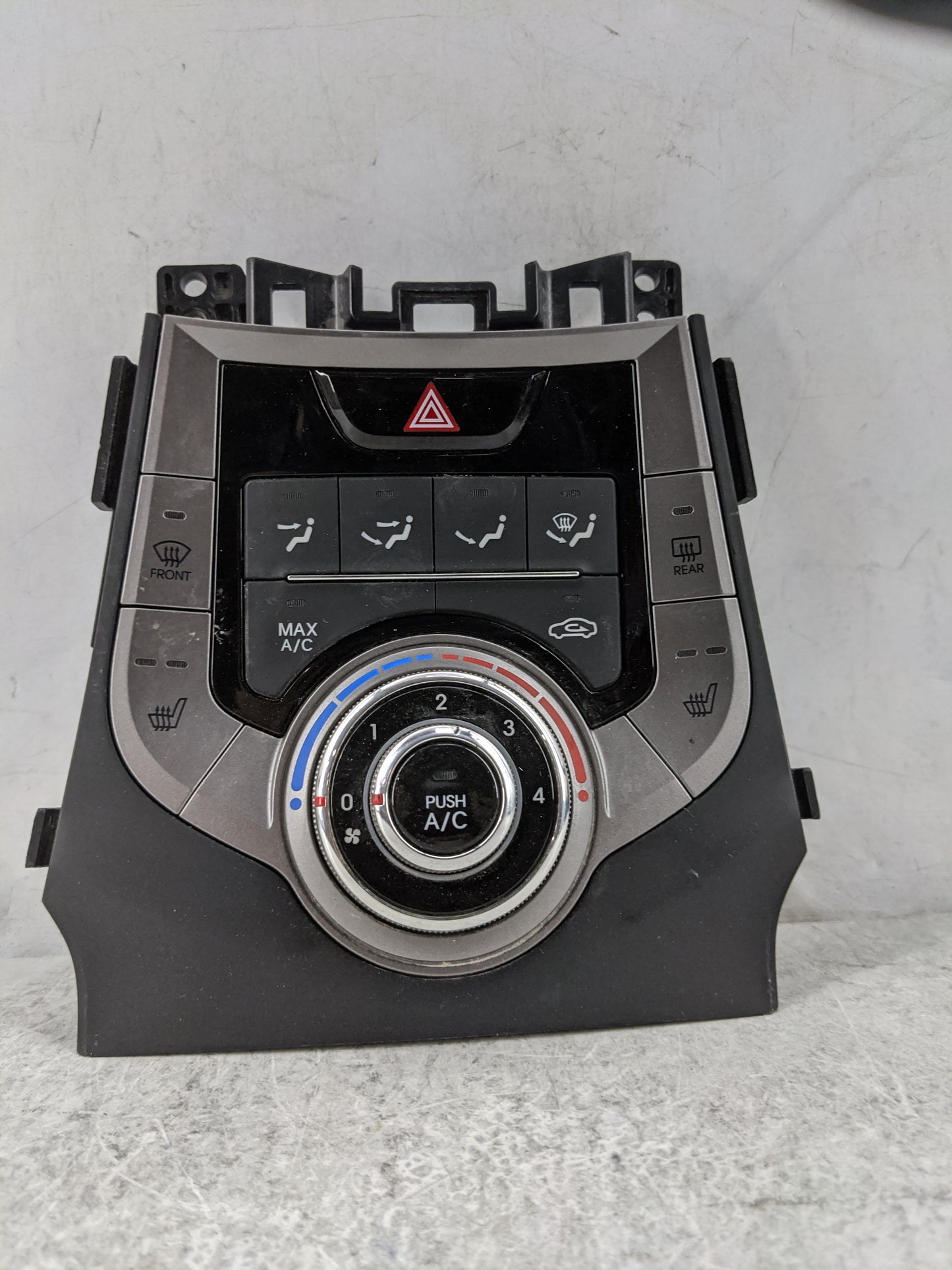 2011-2013 Hyundai Elantra Climate Control Module Temperature AC/Heater Replacement P/N:97250-3X141RA5 97250-3X Fits OEM Used