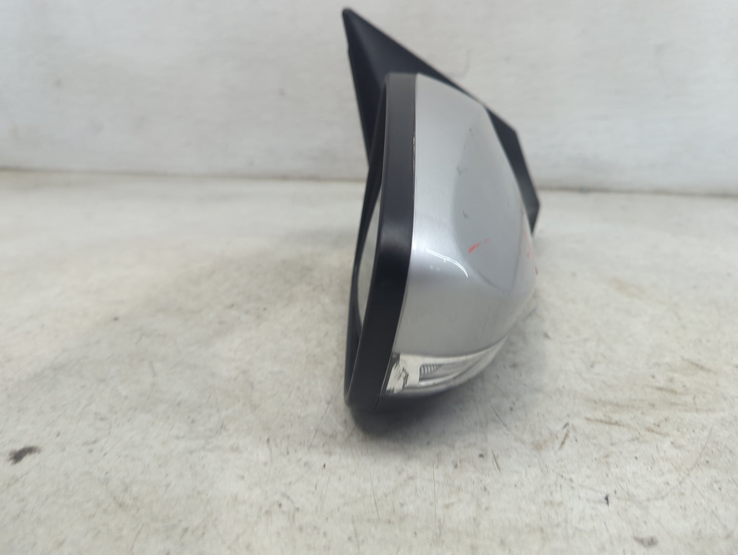 2013-2014 Hyundai Elantra Passenger Side View Mirror - Right Door Mirror OEM Used - Oemusedautoparts1.com
