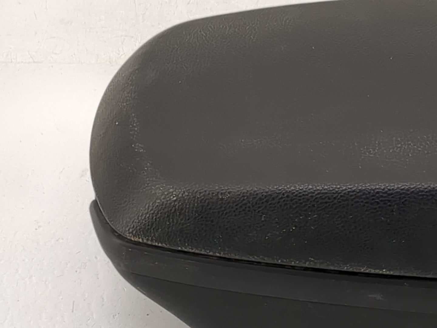 2013 Hyundai Elantra Center Console Armrest Cover Lid Fits OEM Used Auto Parts - Oemusedautoparts1.com
