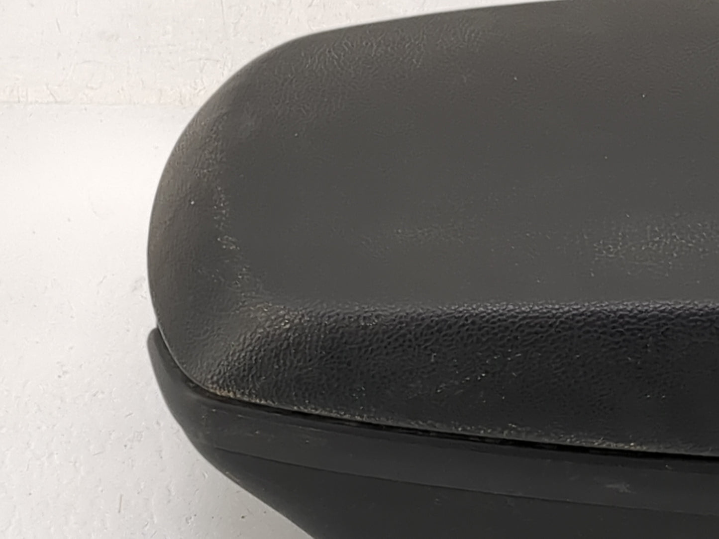 2013 Hyundai Elantra Center Console Armrest Cover Lid Fits OEM Used Auto Parts - Oemusedautoparts1.com