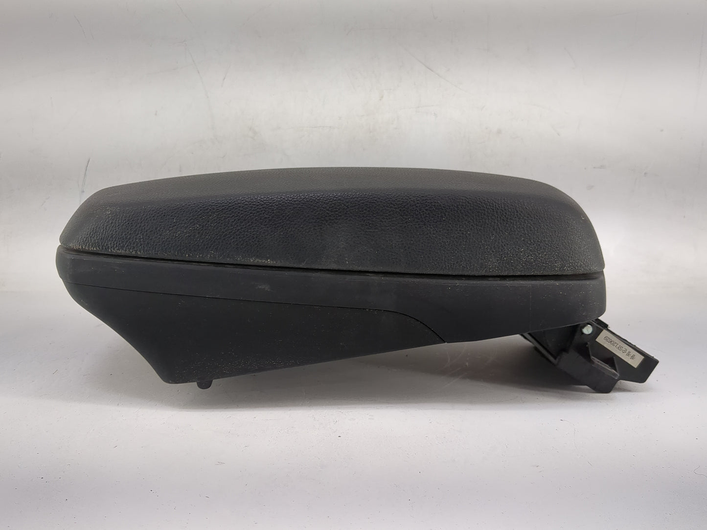 2013 Hyundai Elantra Center Console Armrest Cover Lid Fits OEM Used Auto Parts - Oemusedautoparts1.com