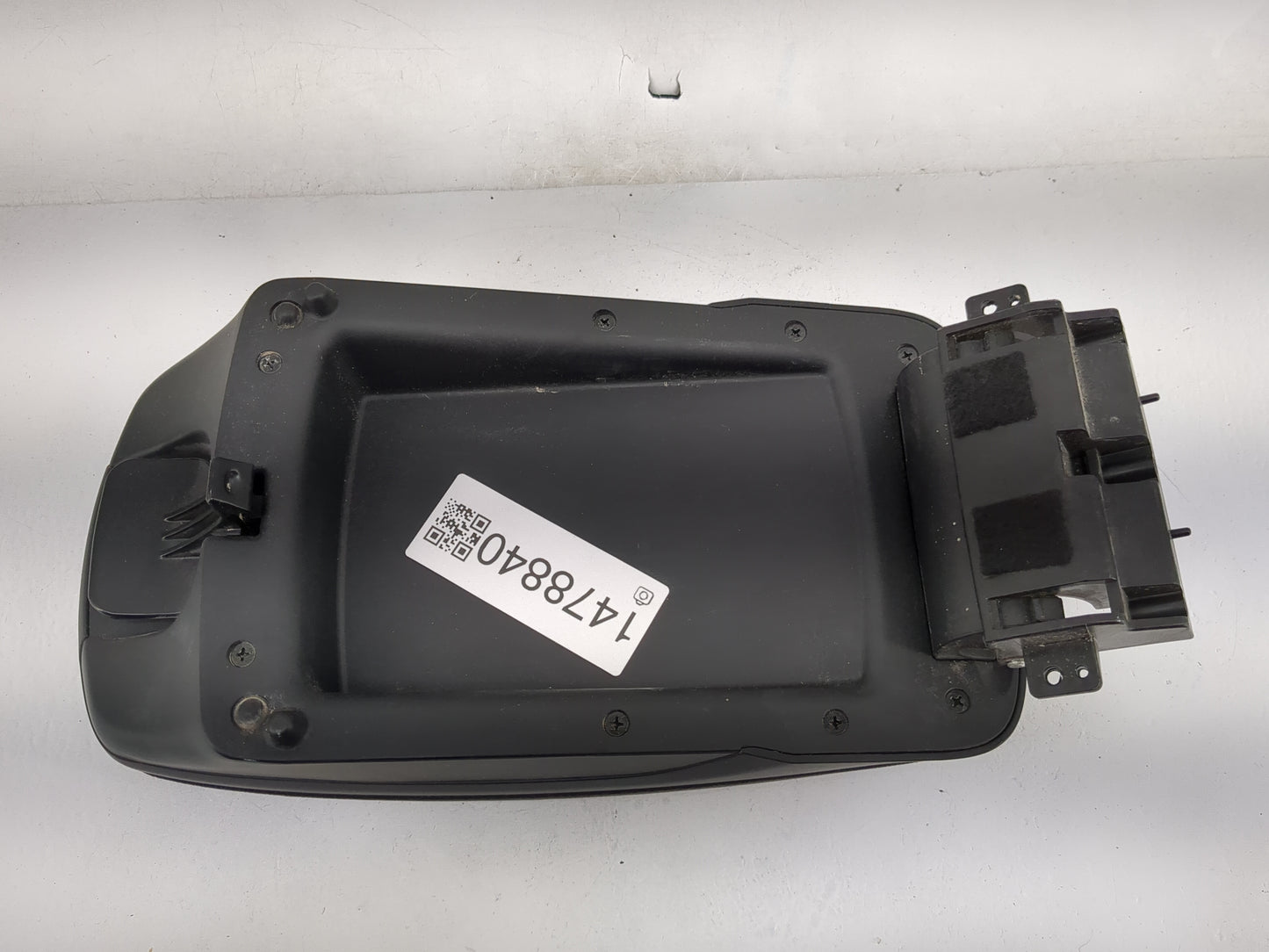 2013 Hyundai Elantra Center Console Armrest Cover Lid Fits OEM Used Auto Parts - Oemusedautoparts1.com
