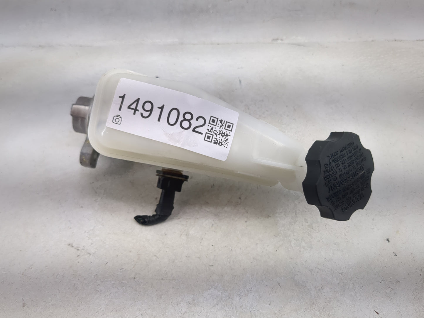 2011-2016 Hyundai Elantra Brake Master Cylinder 1491082 - Oemusedautoparts1.com