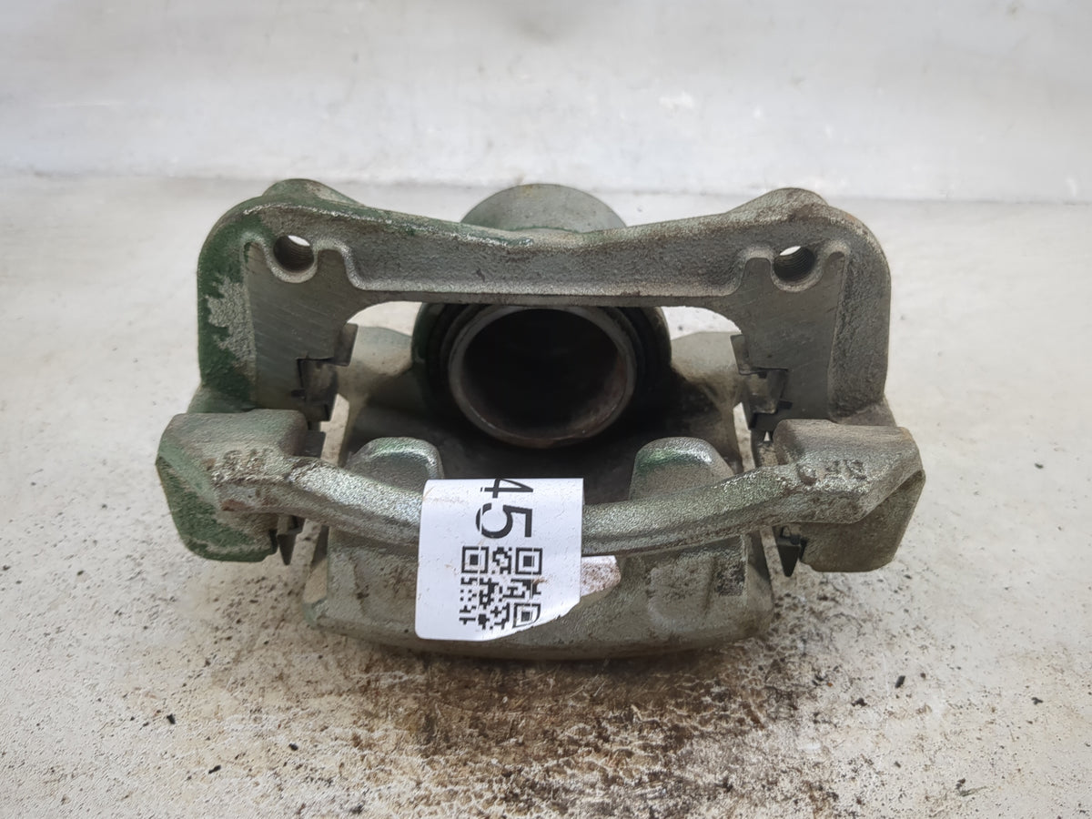 2013 Hyundai Elantra Front Driver Left Brake Caliper - Oemusedautoparts1.com