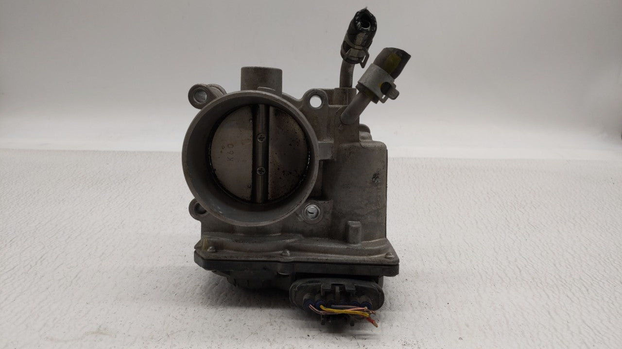 2011-2018 Hyundai Elantra Throttle Body P/N:35100-2E000 Fits Fits 2011 2012 2013 2014 2015 2016 2017 2018 2019 OEM Used Auto