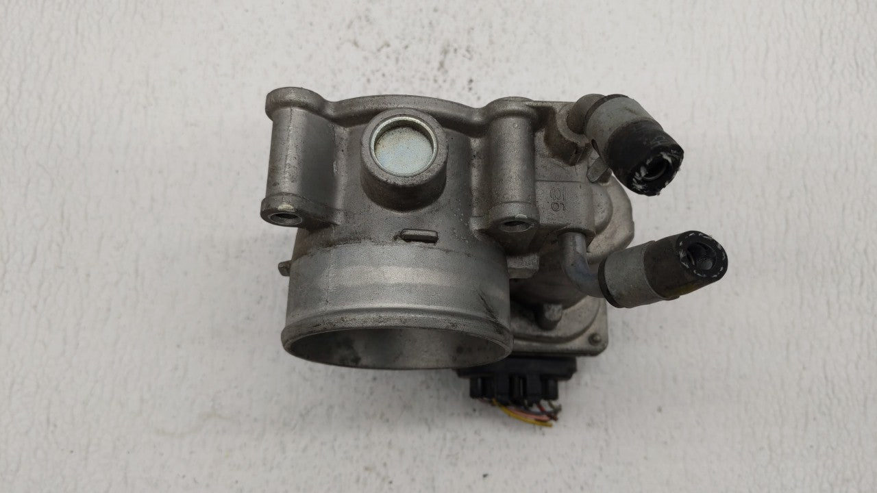 2011-2018 Hyundai Elantra Throttle Body P/N:35100-2E000 Fits Fits 2011 2012 2013 2014 2015 2016 2017 2018 2019 OEM Used Auto