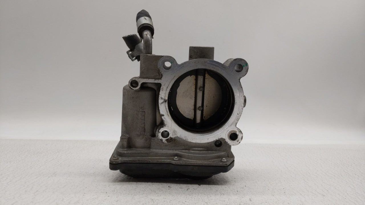 2011-2018 Hyundai Elantra Throttle Body P/N:35100-2E000 Fits Fits 2011 2012 2013 2014 2015 2016 2017 2018 2019 OEM Used Auto