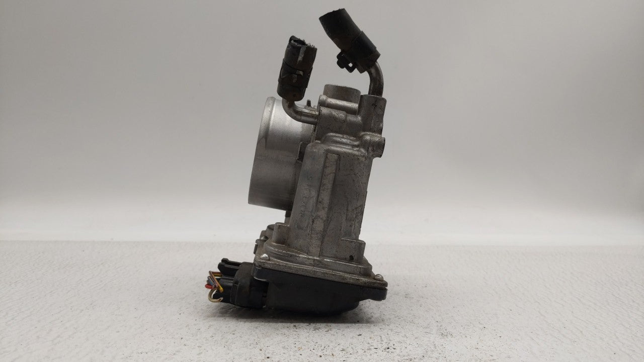 2011-2018 Hyundai Elantra Throttle Body P/N:35100-2E000 Fits Fits 2011 2012 2013 2014 2015 2016 2017 2018 2019 OEM Used Auto