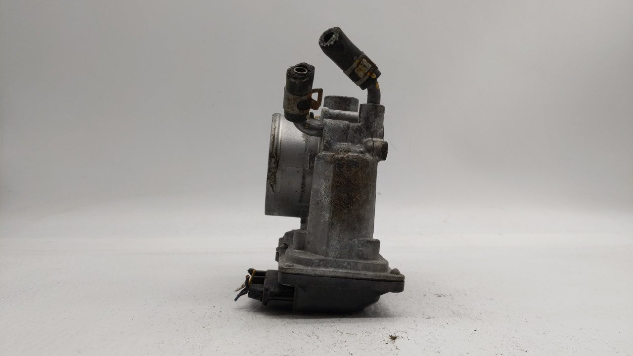 2011-2018 Hyundai Elantra Throttle Body P/N:35100-2E000 Fits Fits 2011 2012 2013 2014 2015 2016 2017 2018 2019 OEM Used Auto