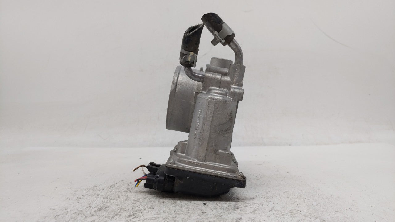 2011-2018 Hyundai Elantra Throttle Body P/N:35100-2E000 Fits Fits 2011 2012 2013 2014 2015 2016 2017 2018 2019 OEM Used Auto
