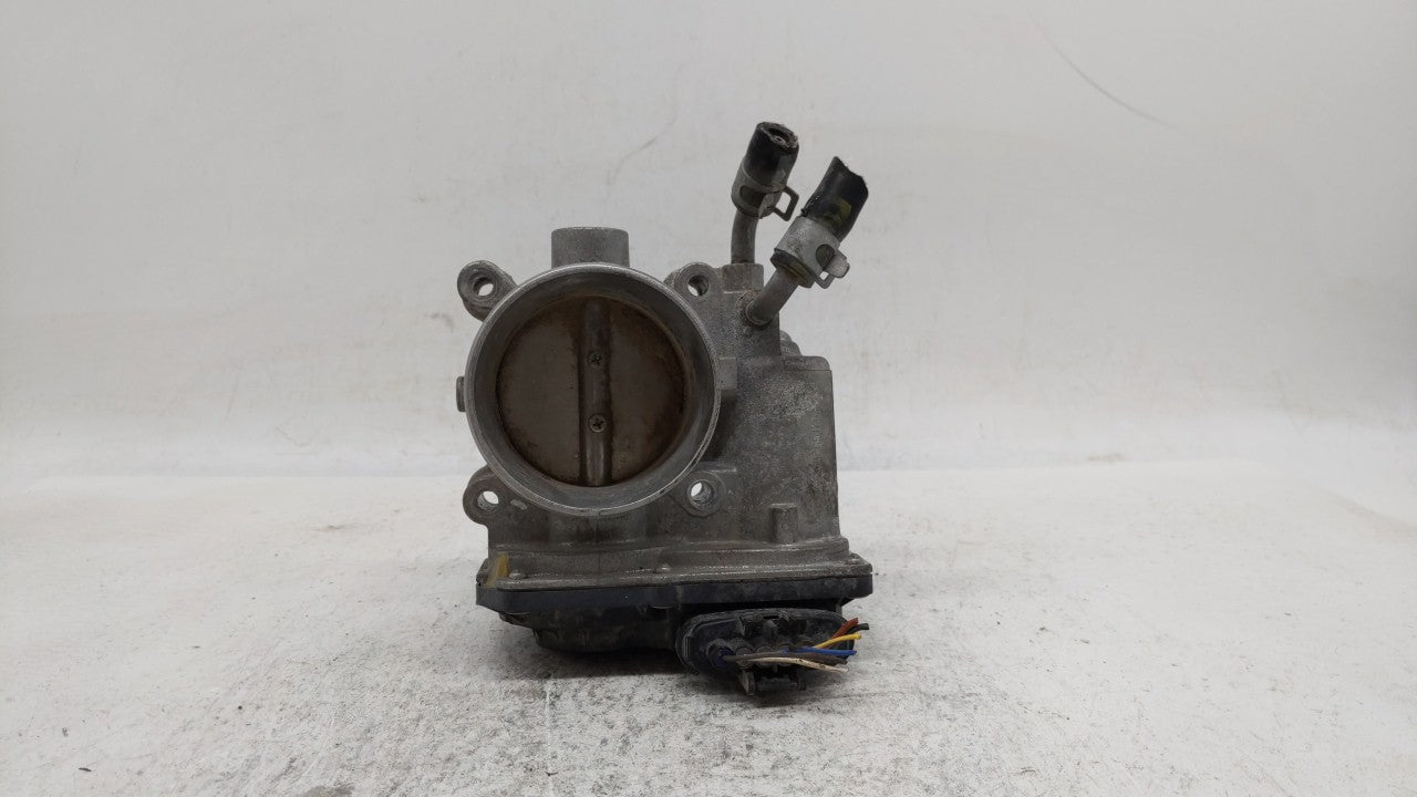 2011-2018 Hyundai Elantra Throttle Body P/N:35100-2E000 Fits Fits 2011 2012 2013 2014 2015 2016 2017 2018 2019 OEM Used Auto