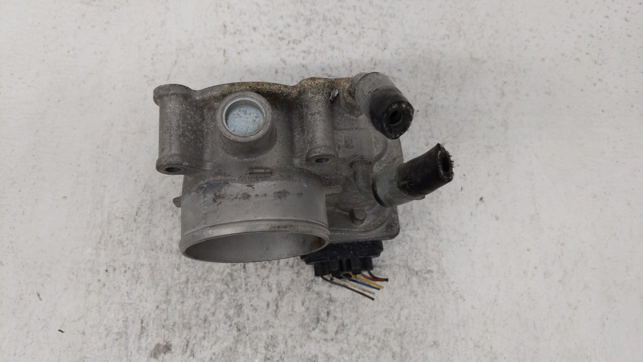 2011-2018 Hyundai Elantra Throttle Body P/N:35100-2E000 Fits Fits 2011 2012 2013 2014 2015 2016 2017 2018 2019 OEM Used Auto