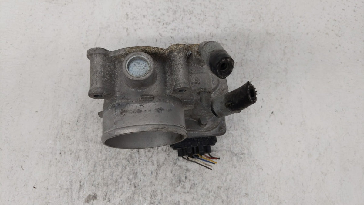 2011-2018 Hyundai Elantra Throttle Body P/N:35100-2E000 Fits Fits 2011 2012 2013 2014 2015 2016 2017 2018 2019 OEM Used Auto