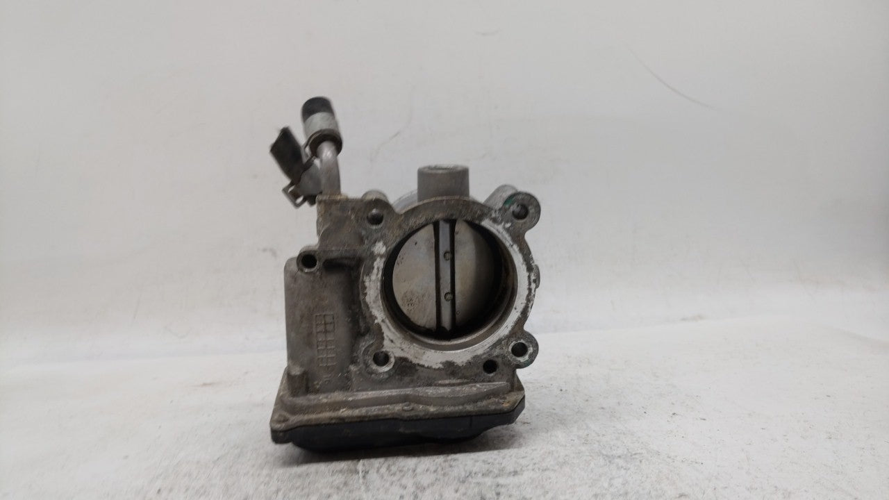 2011-2018 Hyundai Elantra Throttle Body P/N:35100-2E000 Fits Fits 2011 2012 2013 2014 2015 2016 2017 2018 2019 OEM Used Auto
