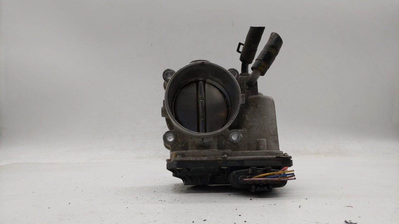 2011-2018 Hyundai Elantra Throttle Body P/N:35100-2E000 Fits Fits 2011 2012 2013 2014 2015 2016 2017 2018 2019 OEM Used Auto