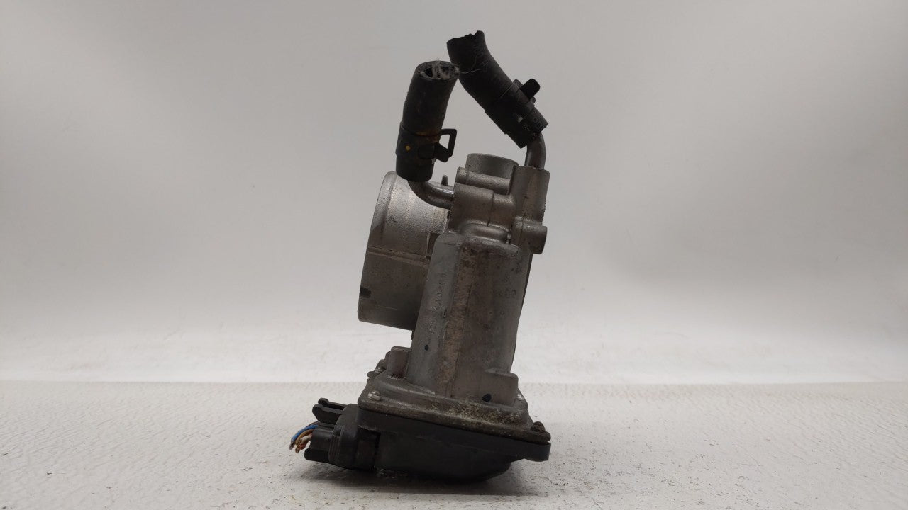 2011-2018 Hyundai Elantra Throttle Body P/N:35100-2E000 Fits Fits 2011 2012 2013 2014 2015 2016 2017 2018 2019 OEM Used Auto