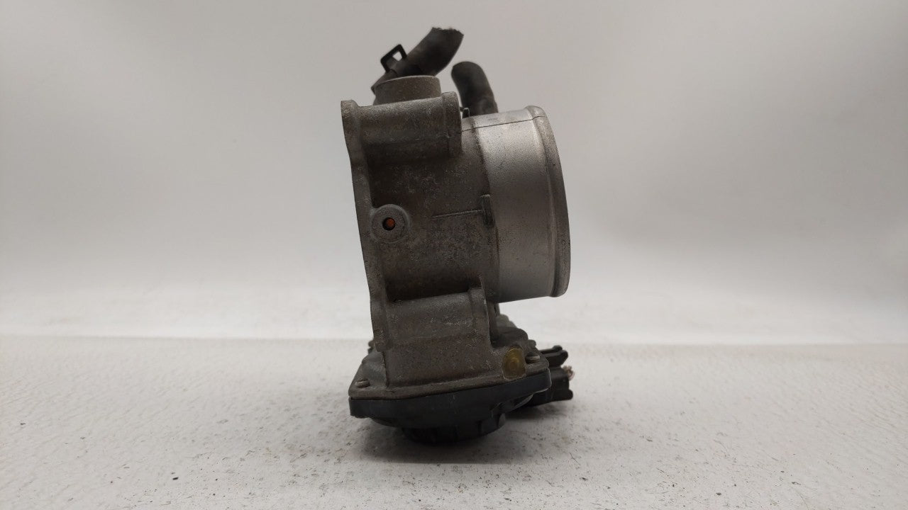 2011-2018 Hyundai Elantra Throttle Body P/N:35100-2E000 Fits Fits 2011 2012 2013 2014 2015 2016 2017 2018 2019 OEM Used Auto