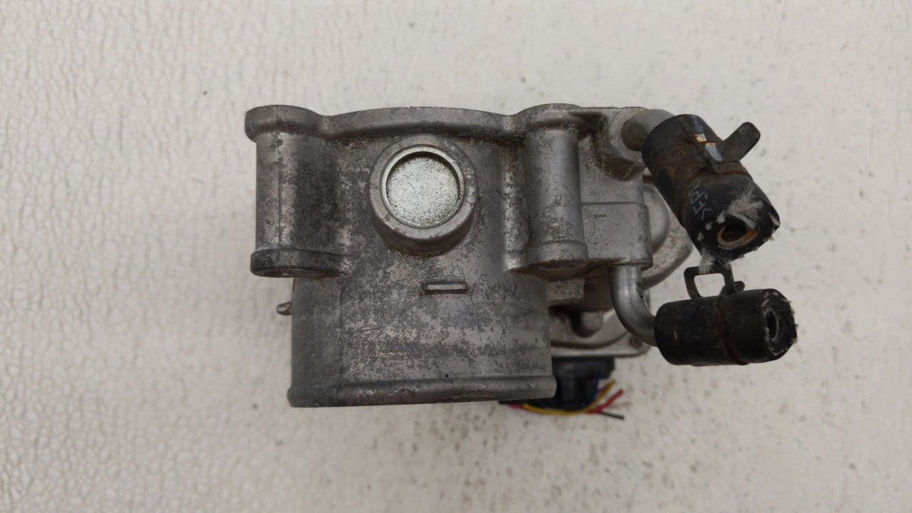 2011-2018 Hyundai Elantra Throttle Body P/N:35100-2E000 Fits Fits 2011 2012 2013 2014 2015 2016 2017 2018 2019 OEM Used Auto