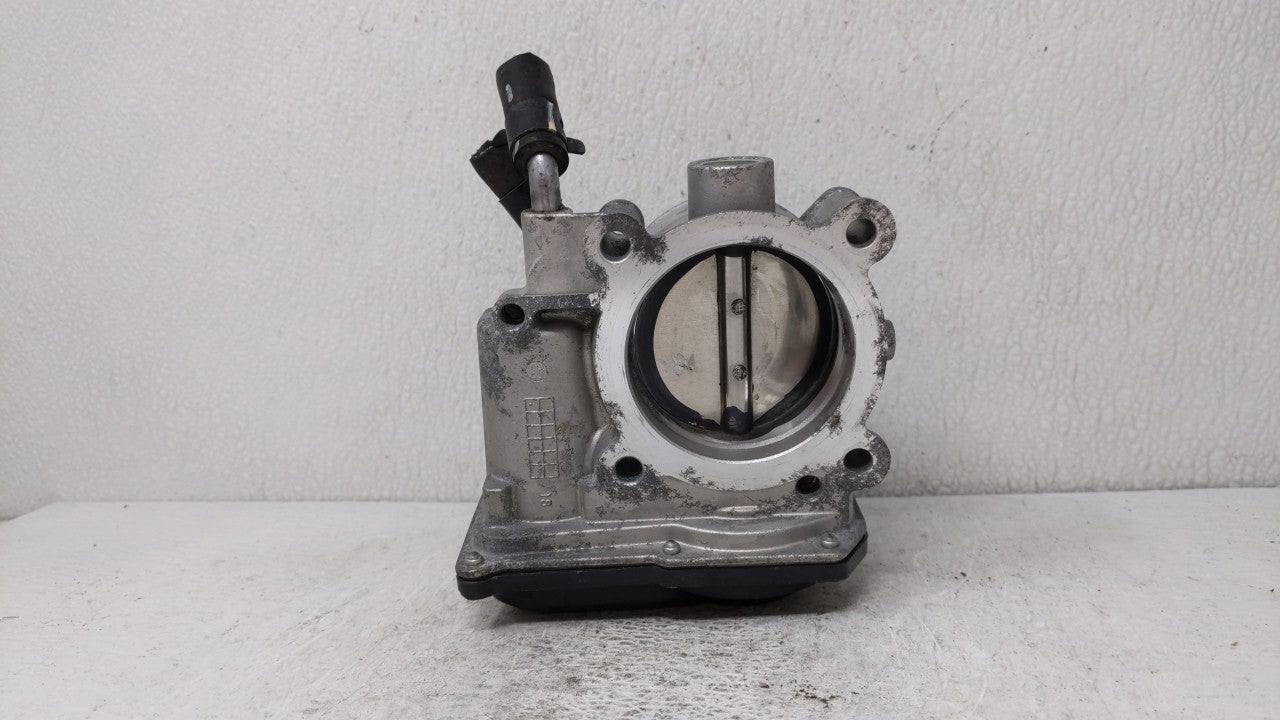 2011-2018 Hyundai Elantra Throttle Body P/N:35100-2E000 Fits Fits 2011 2012 2013 2014 2015 2016 2017 2018 2019 OEM Used Auto