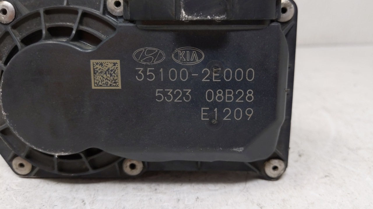 2011-2018 Hyundai Elantra Throttle Body P/N:35100-2E000 Fits Fits 2011 2012 2013 2014 2015 2016 2017 2018 2019 OEM Used Auto