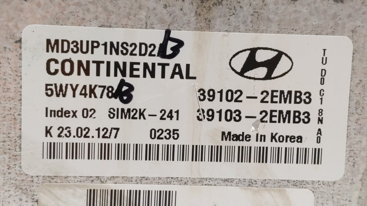 2011-2013 Hyundai Elantra PCM Engine Control Computer ECU ECM PCU OEM P/N:39103-2EMB2 39102-2EMB2 Fits Fits 2011 2012 2013 O