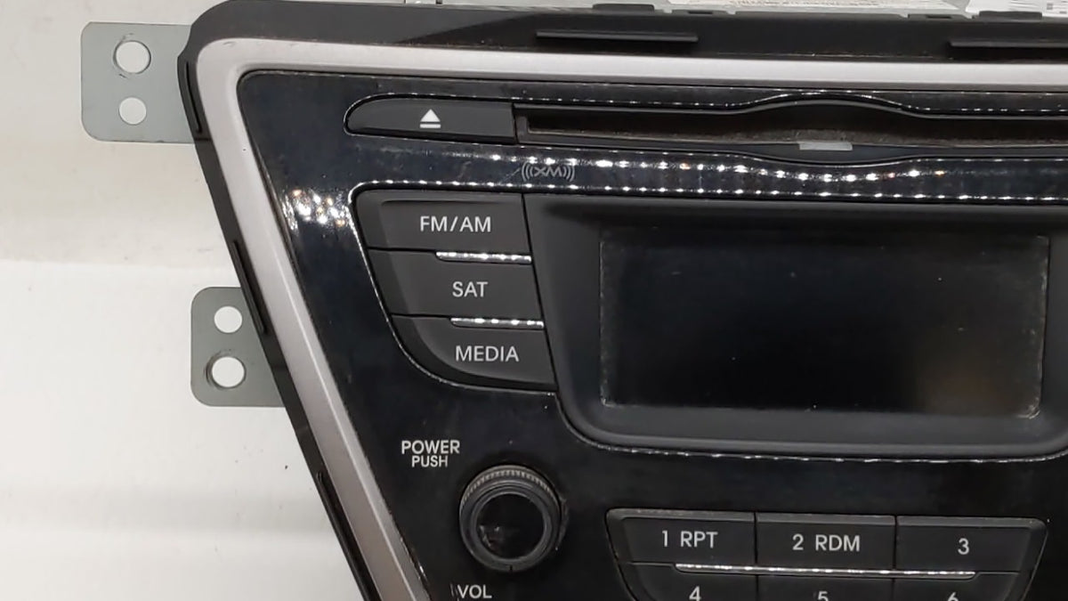 2013-2013 Hyundai Elantra Am Fm Cd Player Radio Receiver 244027 - Oemusedautoparts1.com
