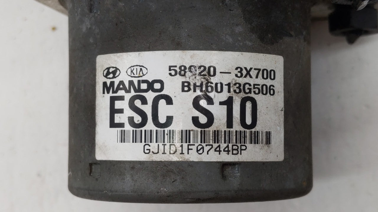 2011-2013 Hyundai Elantra ABS Pump Control Module Replacement P/N:58920-3X700 Fits Fits 2011 2012 2013 OEM Used Auto Parts -