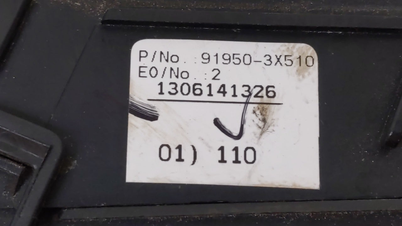 2011-2013 Hyundai Elantra Fusebox Fuse Box Panel Relay Module P/N:91205-3X214 91951-3X100 Fits Fits 2011 2012 2013 OEM Used 