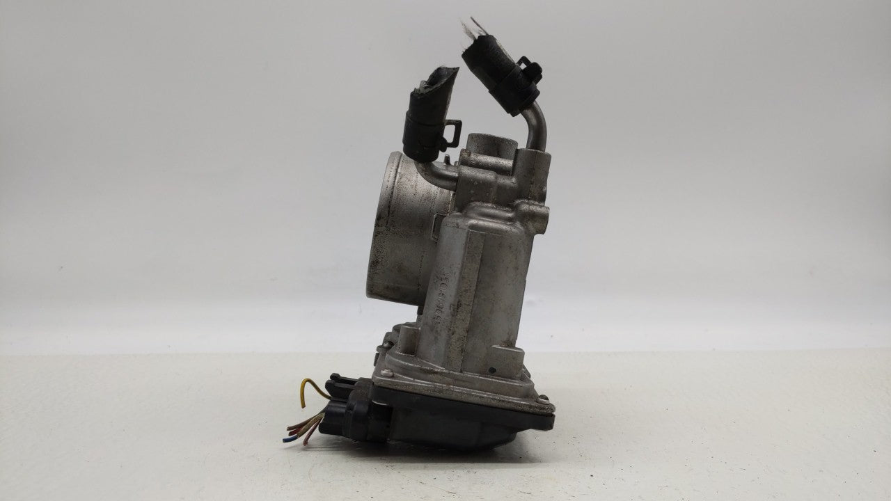 2011-2018 Hyundai Elantra Throttle Body P/N:35100-2E000 Fits Fits 2011 2012 2013 2014 2015 2016 2017 2018 2019 OEM Used Auto