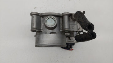 2011-2018 Hyundai Elantra Throttle Body P/N:35100-2E000 Fits Fits 2011 2012 2013 2014 2015 2016 2017 2018 2019 OEM Used Auto Parts