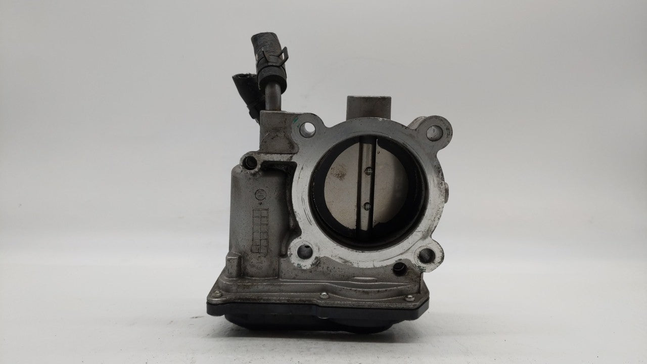 2011-2018 Hyundai Elantra Throttle Body P/N:35100-2E000 Fits Fits 2011 2012 2013 2014 2015 2016 2017 2018 2019 OEM Used Auto