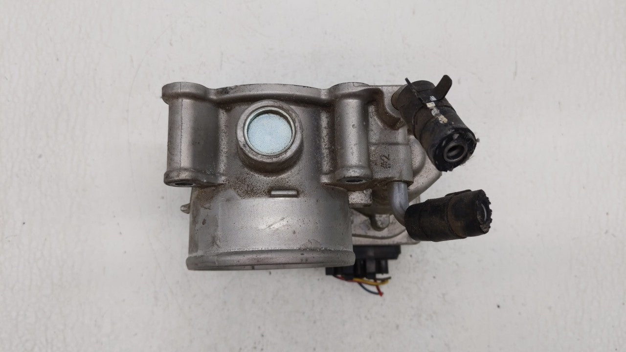 2011-2018 Hyundai Elantra Throttle Body P/N:35100-2E000 Fits Fits 2011 2012 2013 2014 2015 2016 2017 2018 2019 OEM Used Auto