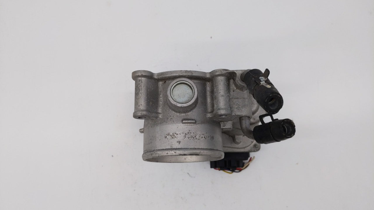 2011-2018 Hyundai Elantra Throttle Body P/N:35100-2E000 Fits Fits 2011 2012 2013 2014 2015 2016 2017 2018 2019 OEM Used Auto