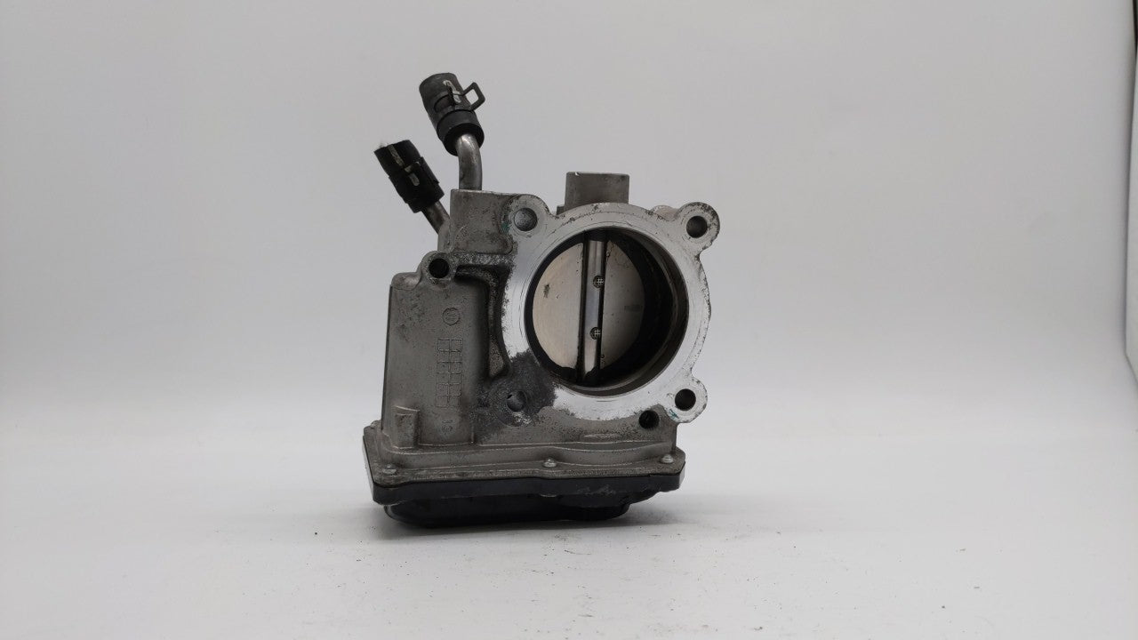 2011-2018 Hyundai Elantra Throttle Body P/N:35100-2E000 Fits Fits 2011 2012 2013 2014 2015 2016 2017 2018 2019 OEM Used Auto