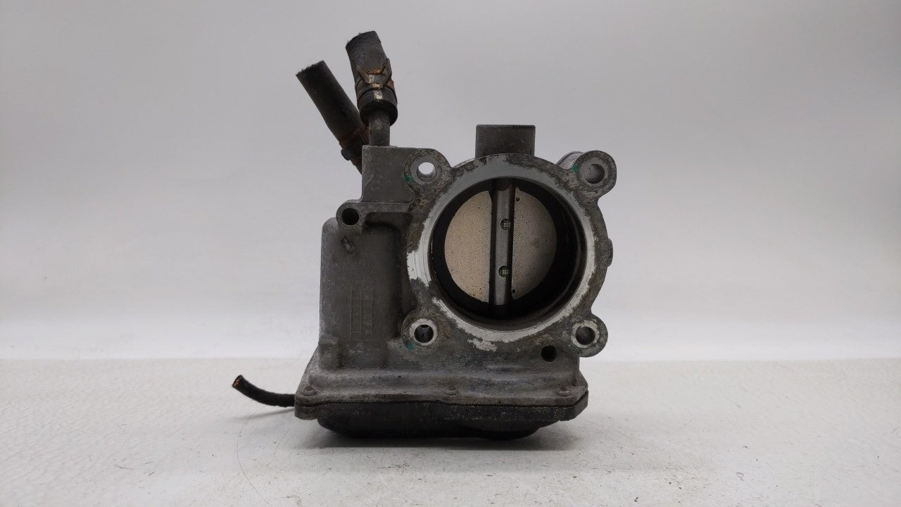 2011-2018 Hyundai Elantra Throttle Body P/N:35100-2E000 Fits Fits 2011 2012 2013 2014 2015 2016 2017 2018 2019 OEM Used Auto